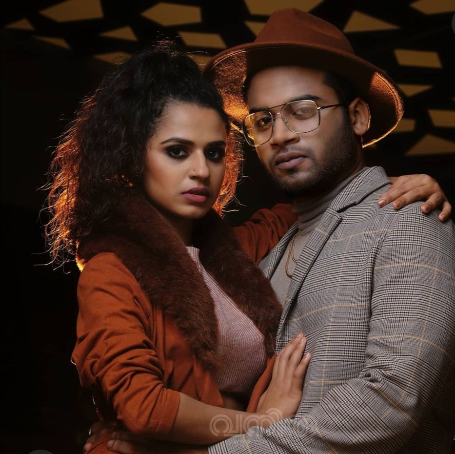 meenakshi raveendran and dain davis