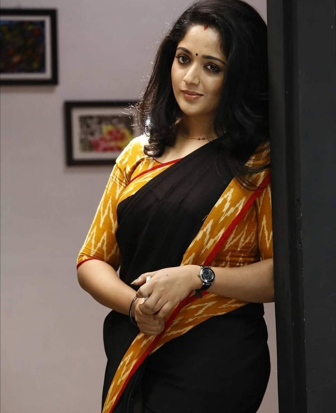 kavya madhavan photos